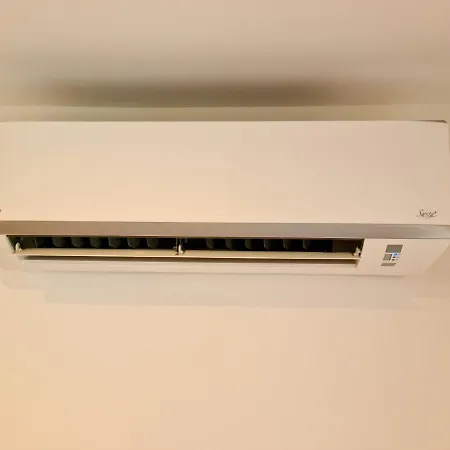 아파트 Renovated Apartment, Air-conditioned 5min From Sea *